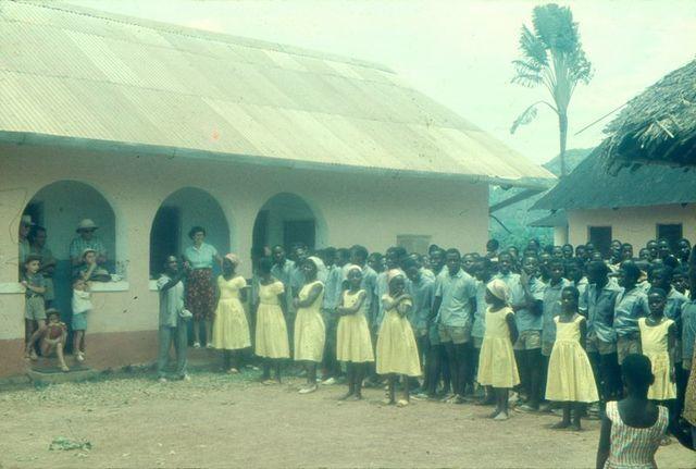 Ecole à MAN vers 1950