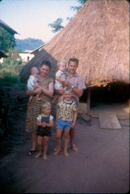 Bochka et Marc Nouguier en famille 1964